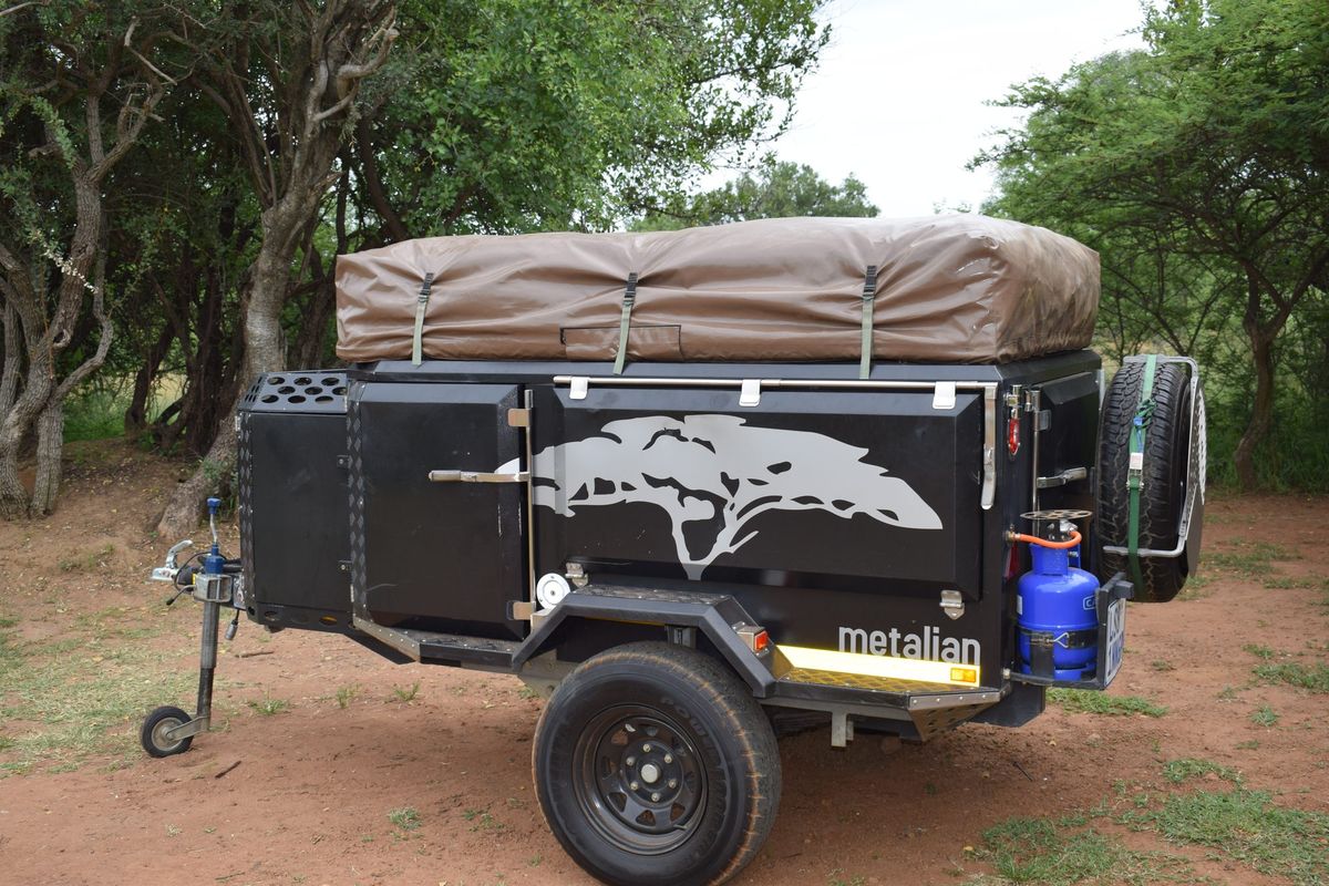 Metalian Maxi 4x4 off-road trailer packed and ready for a camping trip